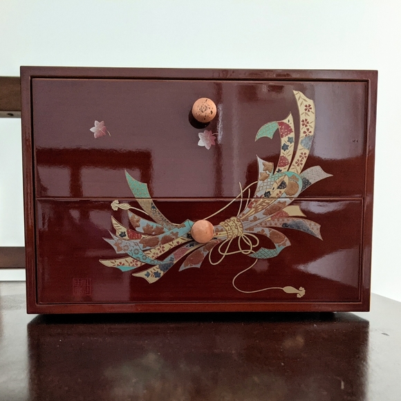 Other - Small lacquered accessory chest